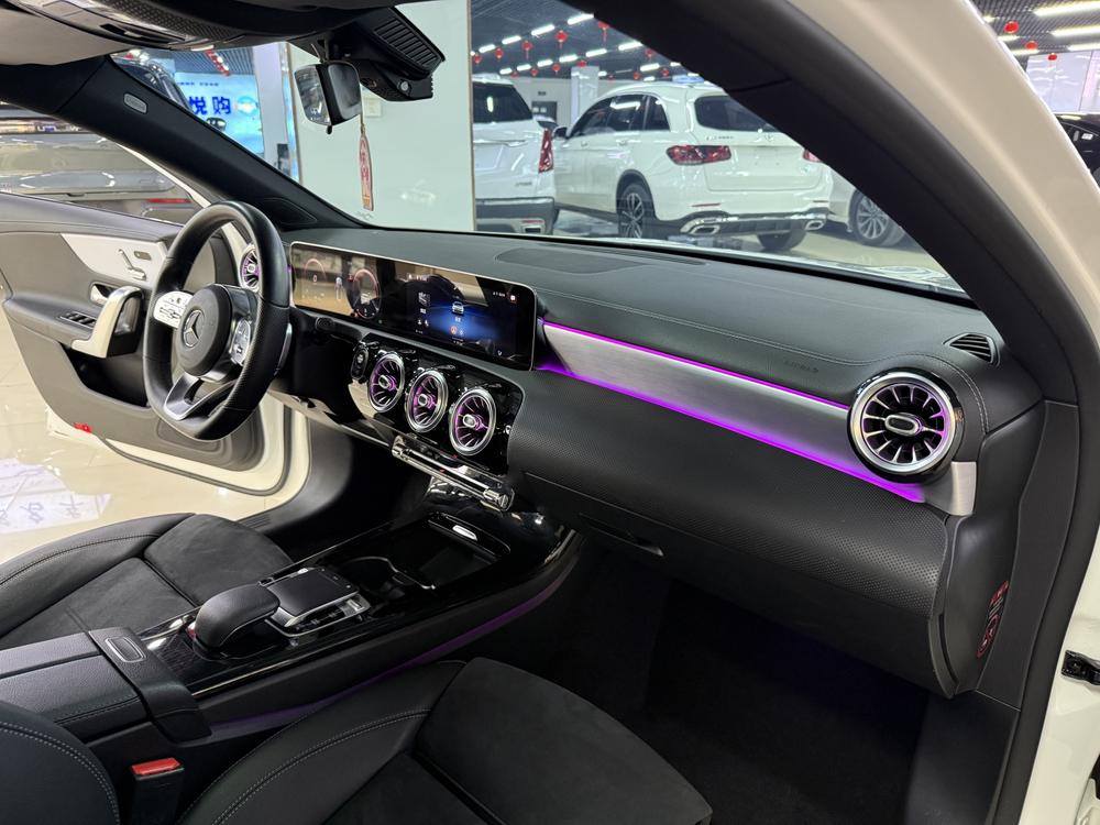 Mercedes-Benz Mercedes-Benz A-Class