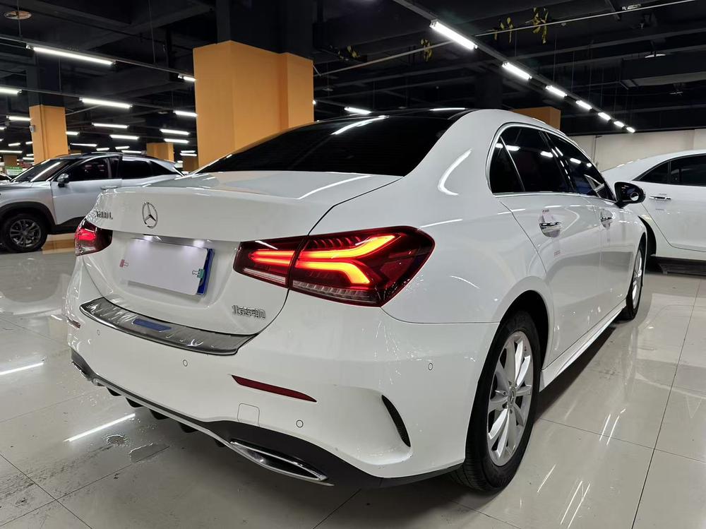 Mercedes-Benz Mercedes-Benz A-Class