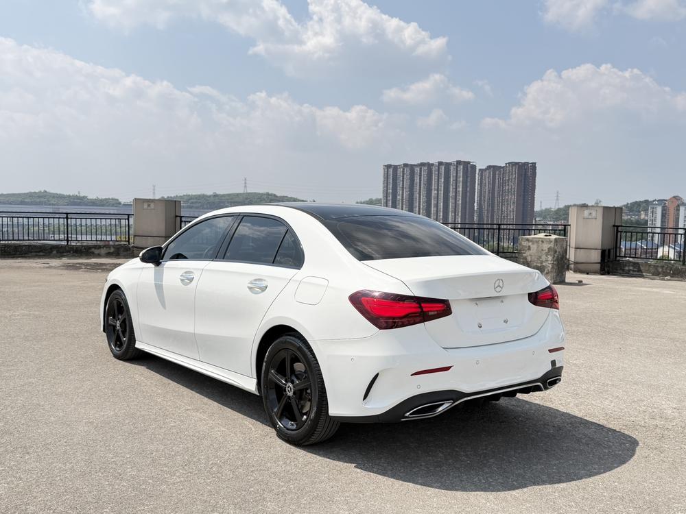 Mercedes-Benz Mercedes-Benz A-Class