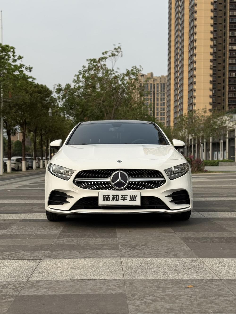Mercedes-Benz Mercedes-Benz A-Class