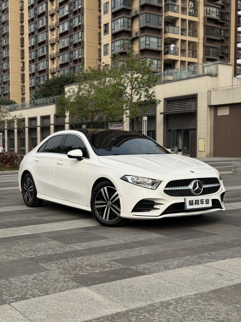 Mercedes-Benz Mercedes-Benz A-Class