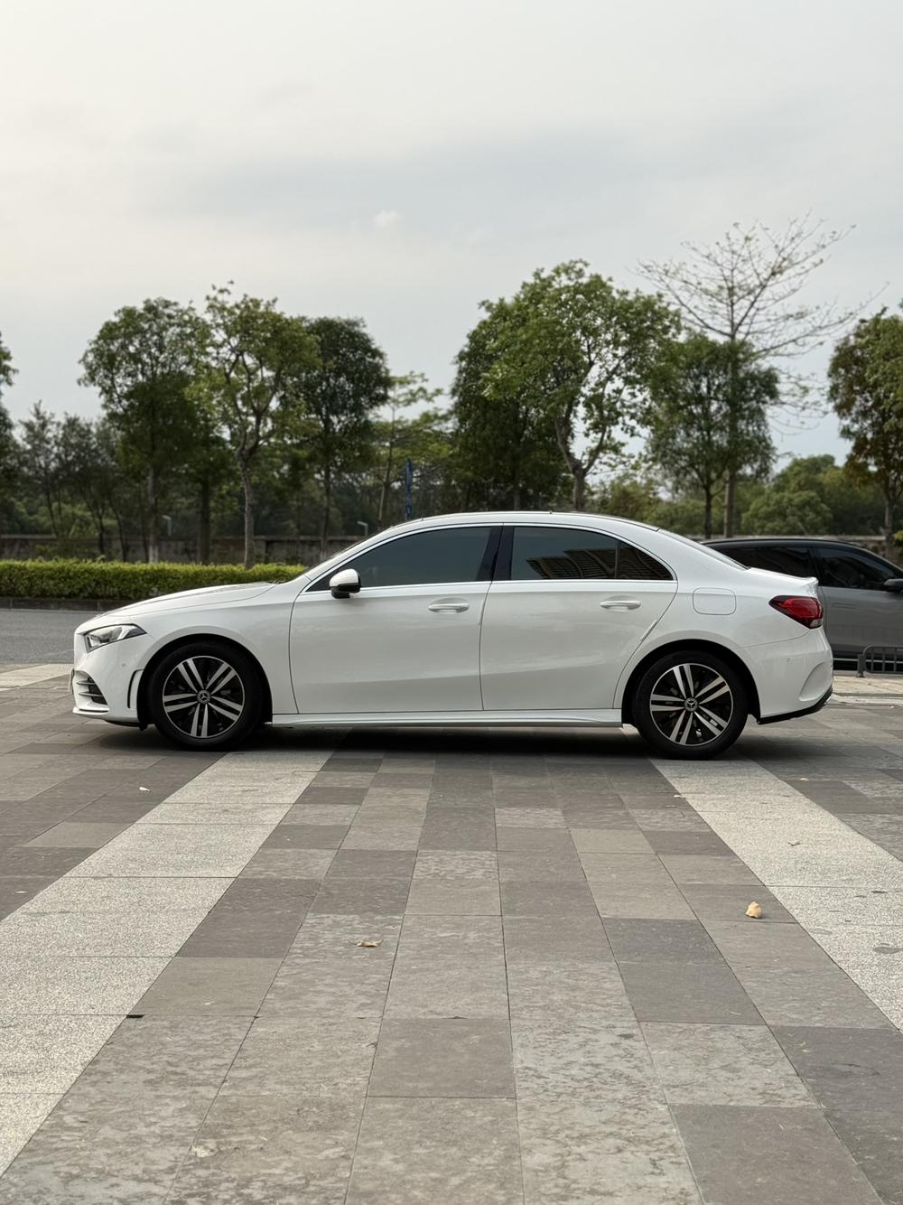 Mercedes-Benz Mercedes-Benz A-Class