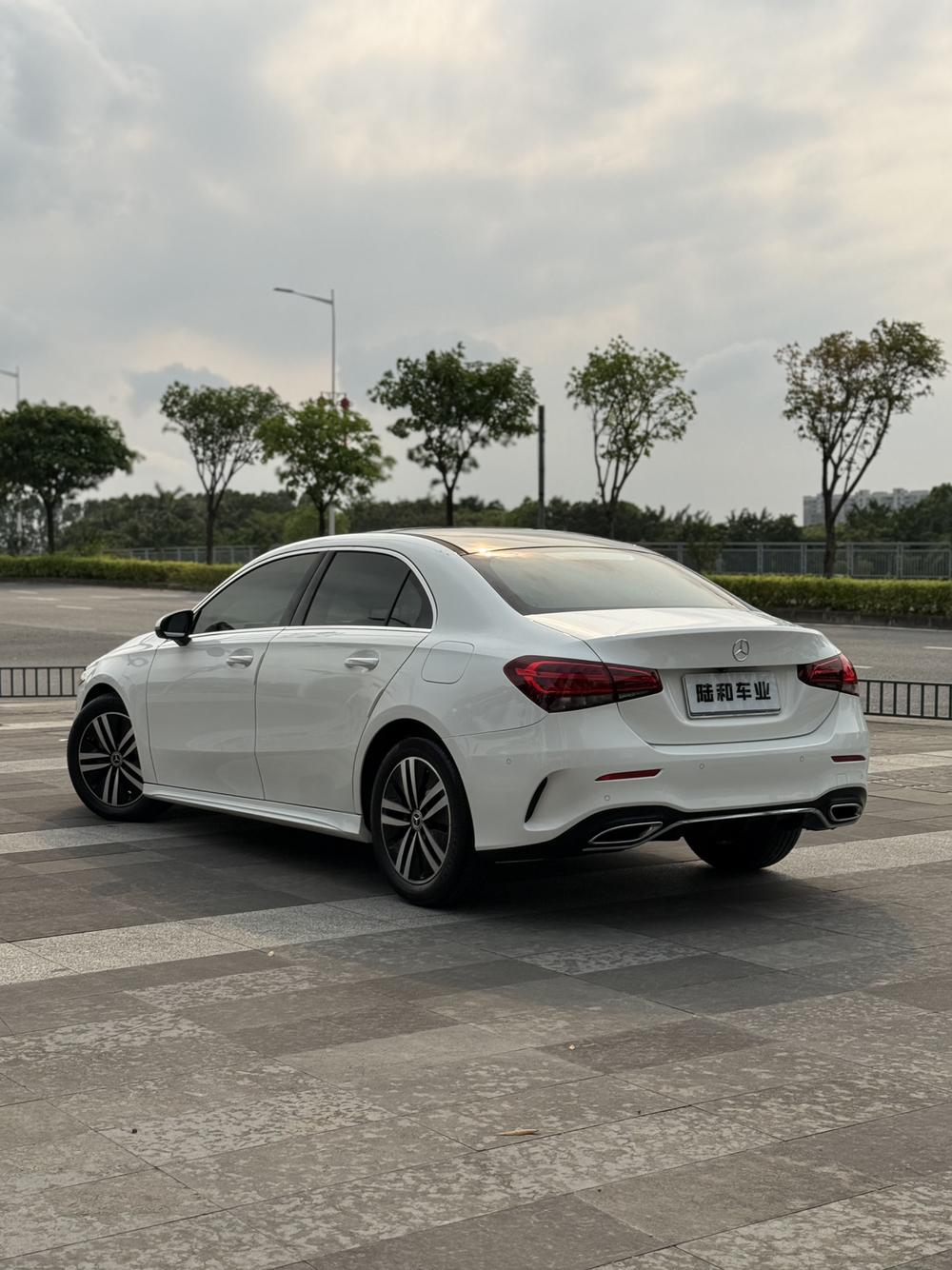 Mercedes-Benz Mercedes-Benz A-Class