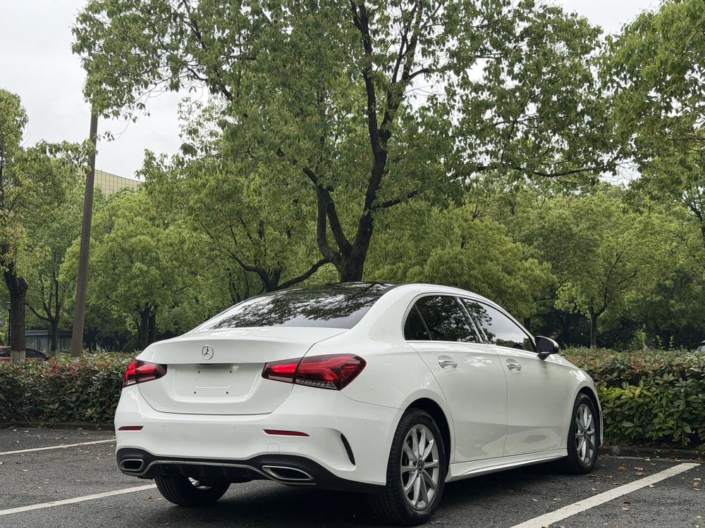 Mercedes-Benz Mercedes-Benz A-Class