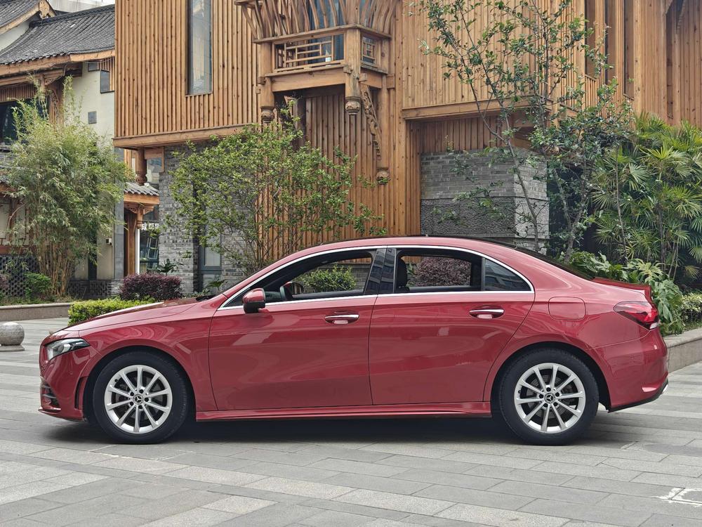 Mercedes-Benz Mercedes-Benz A-Class