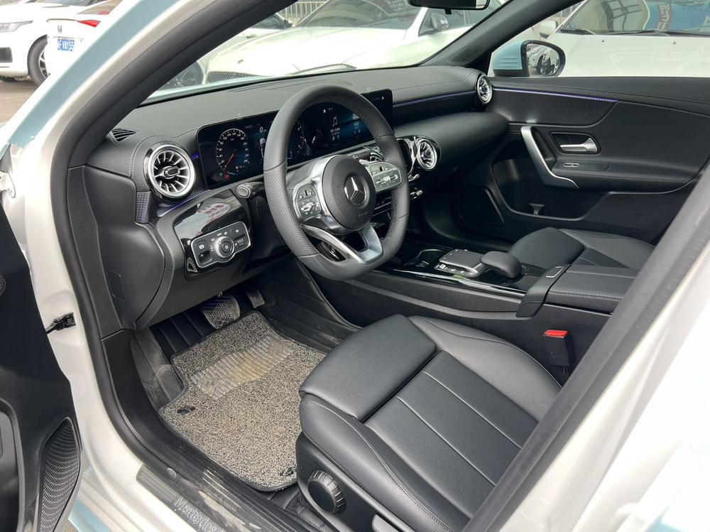 Mercedes-Benz Mercedes-Benz A-Class