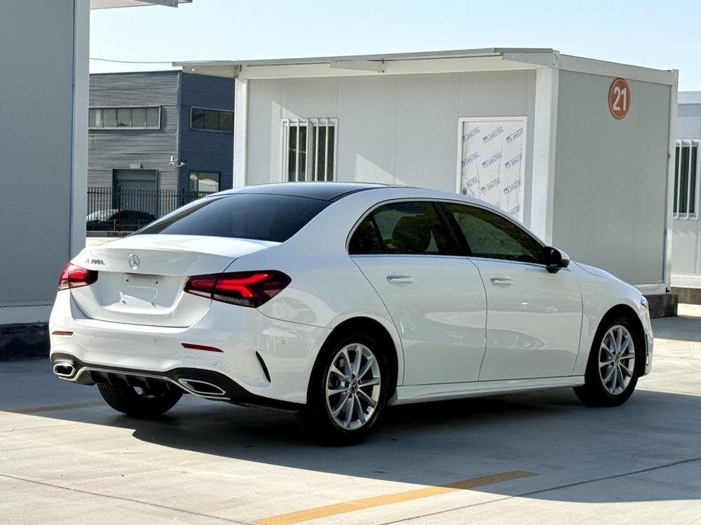 Mercedes-Benz Mercedes-Benz A-Class