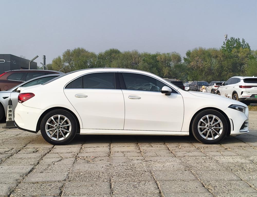 Mercedes-Benz Mercedes-Benz A-Class