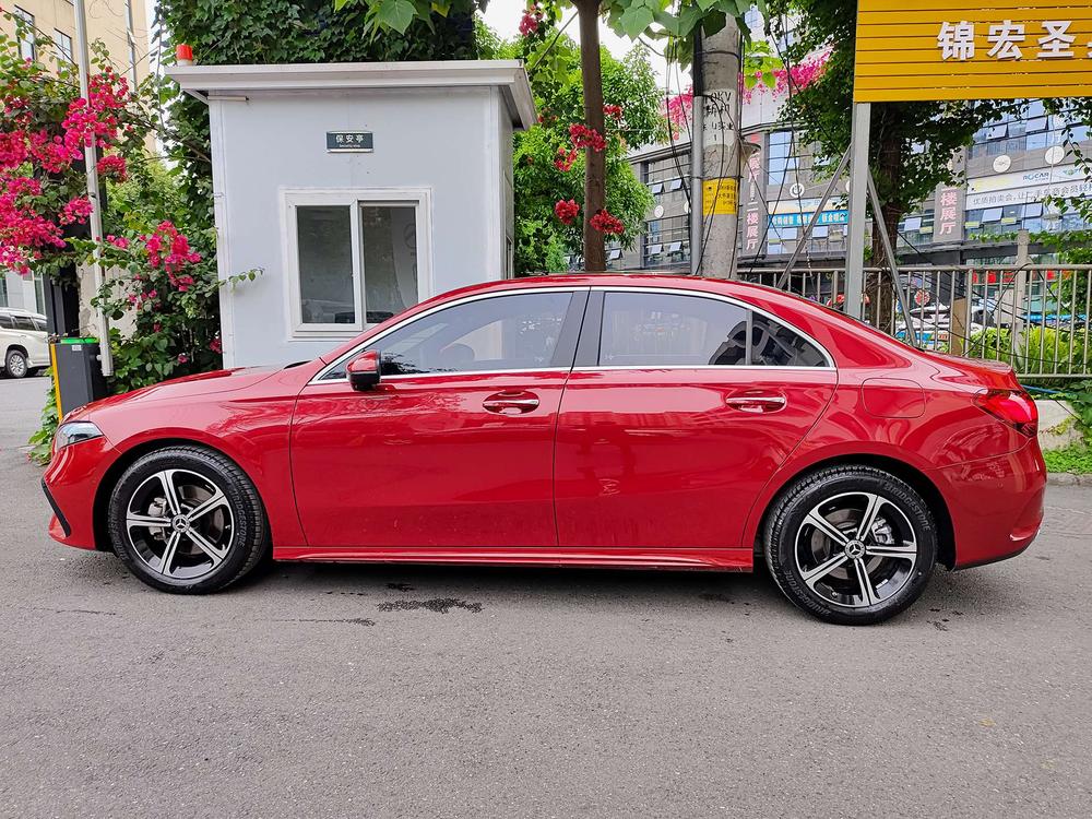 Mercedes-Benz Mercedes-Benz A-Class
