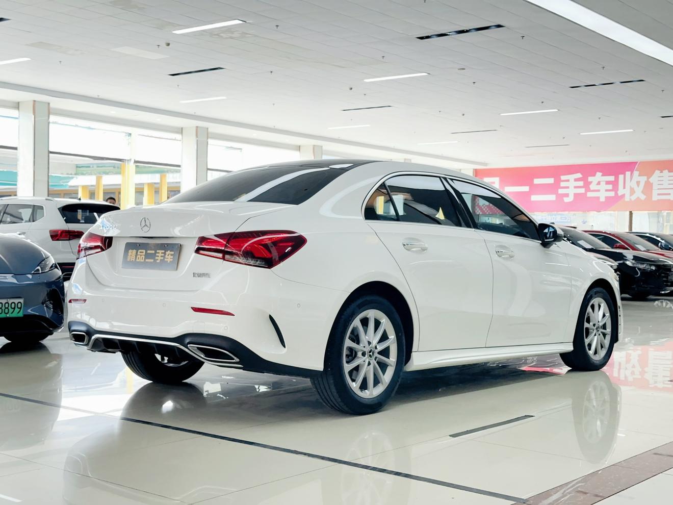 Mercedes-Benz Mercedes-Benz A-Class
