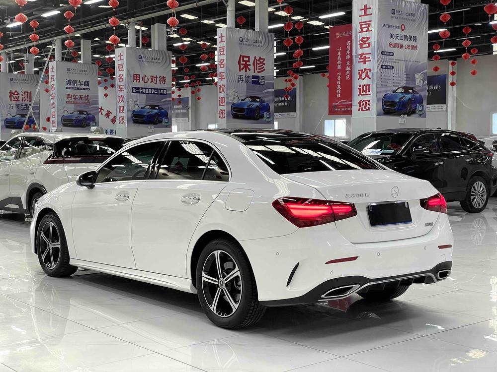 Mercedes-Benz Mercedes-Benz A-Class