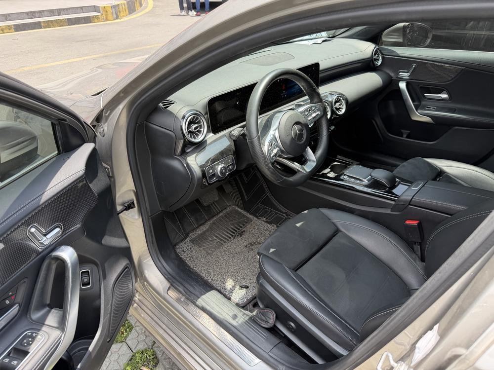 Mercedes-Benz Mercedes-Benz A-Class