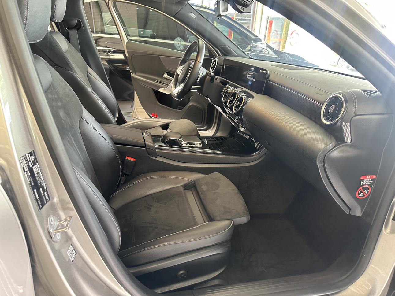 Mercedes-Benz Mercedes-Benz A-Class