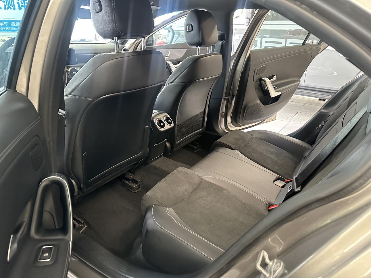Mercedes-Benz Mercedes-Benz A-Class