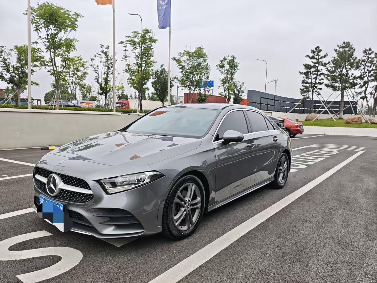 Mercedes-Benz Mercedes-Benz A-Class