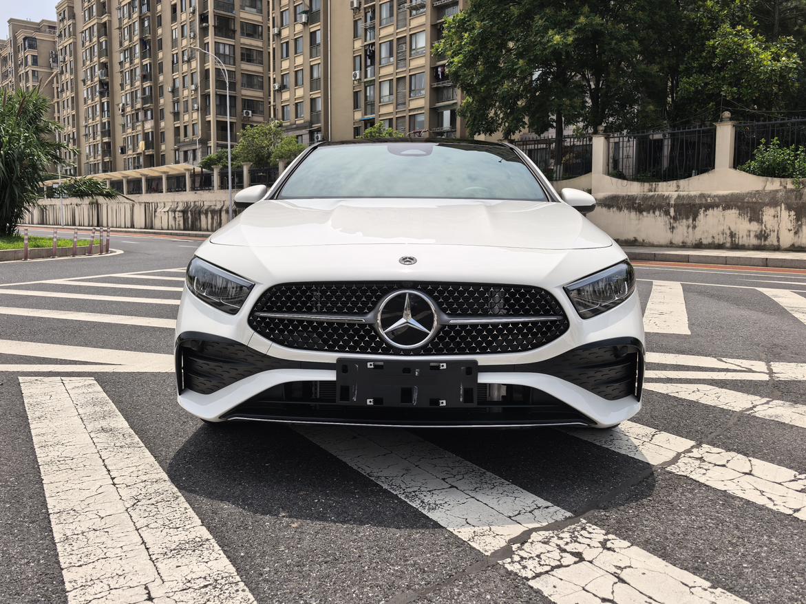 Mercedes-Benz Mercedes-Benz A-Class