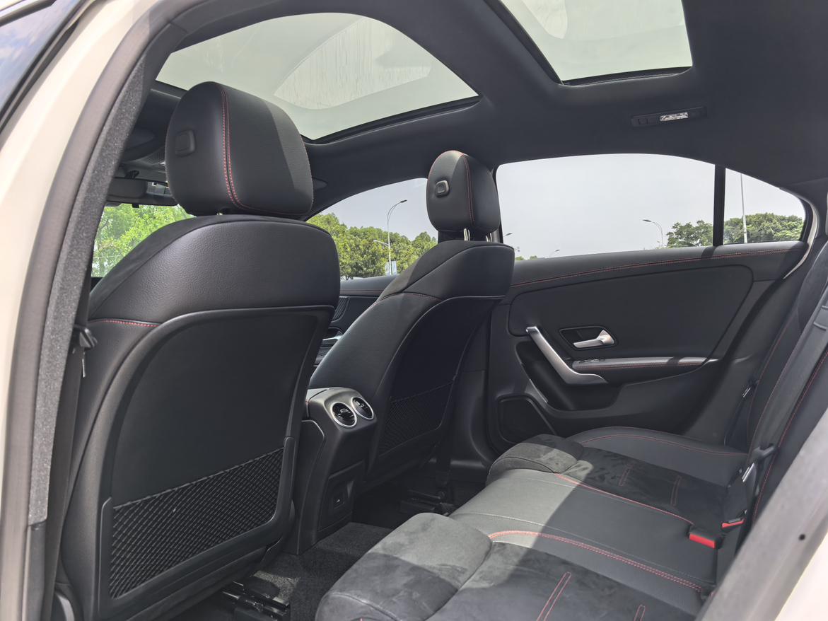 Mercedes-Benz Mercedes-Benz A-Class