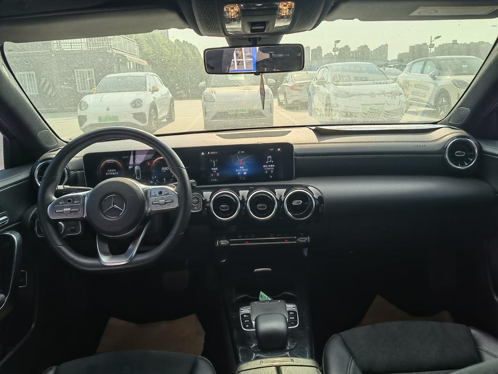 Mercedes-Benz Mercedes-Benz A-Class