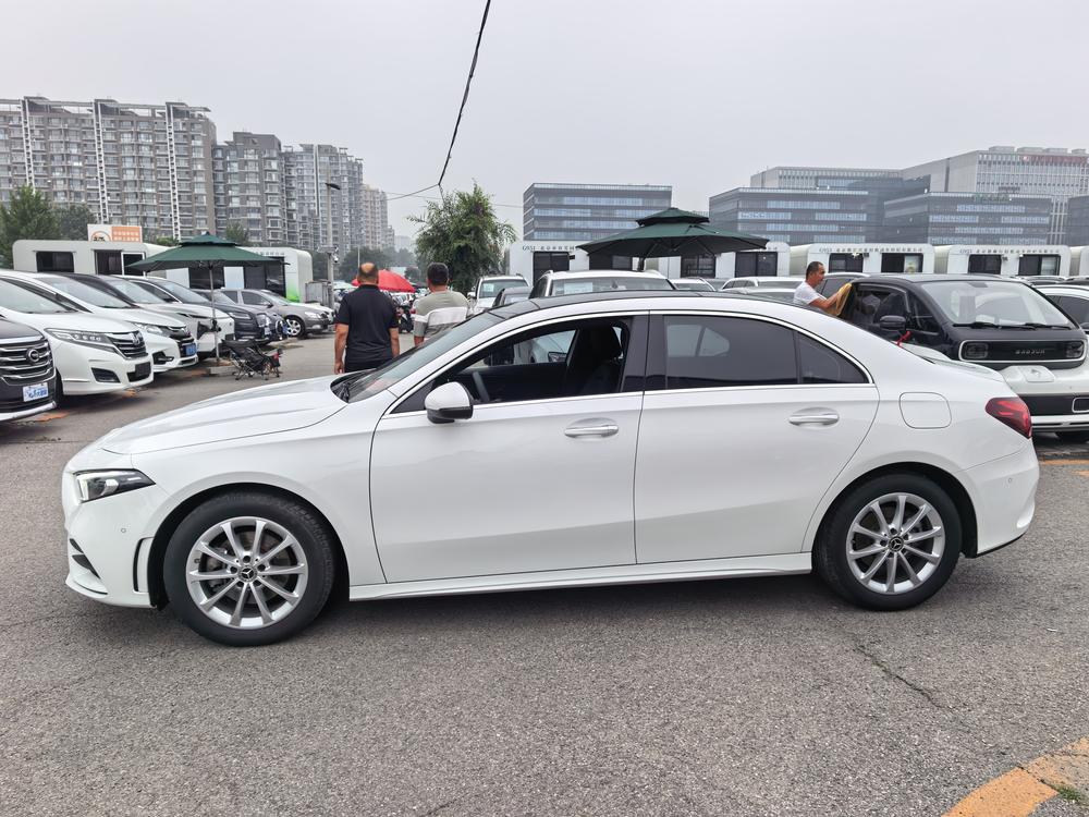 Mercedes-Benz Mercedes-Benz A-Class