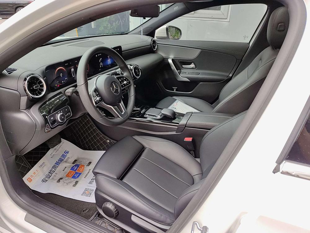 Mercedes-Benz Mercedes-Benz A-Class