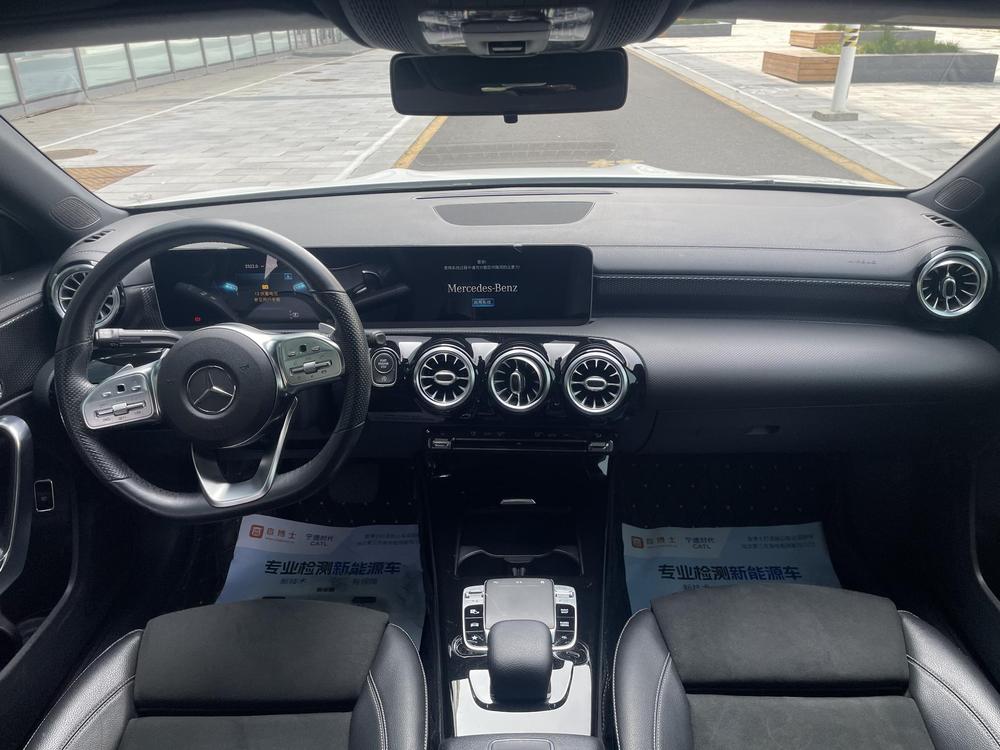 Mercedes-Benz Mercedes-Benz A-Class