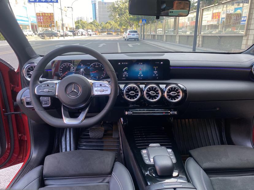 Mercedes-Benz Mercedes-Benz A-Class