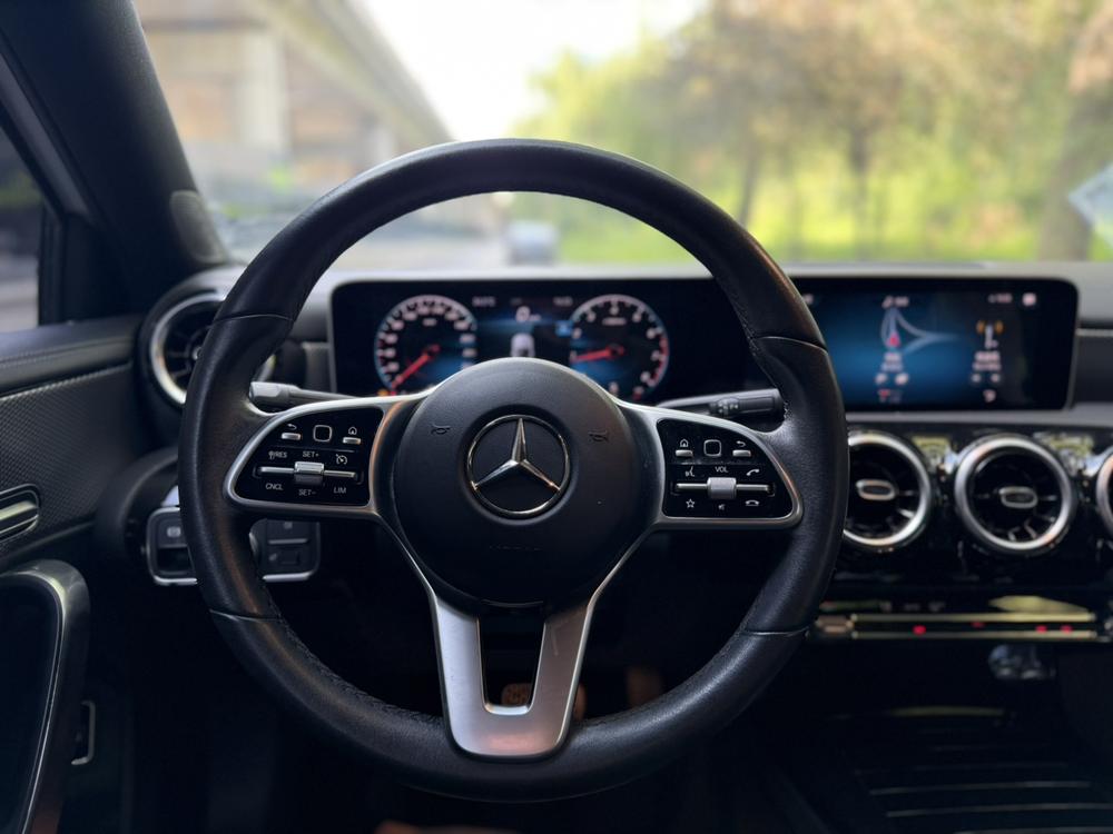 Mercedes-Benz Mercedes-Benz A-Class