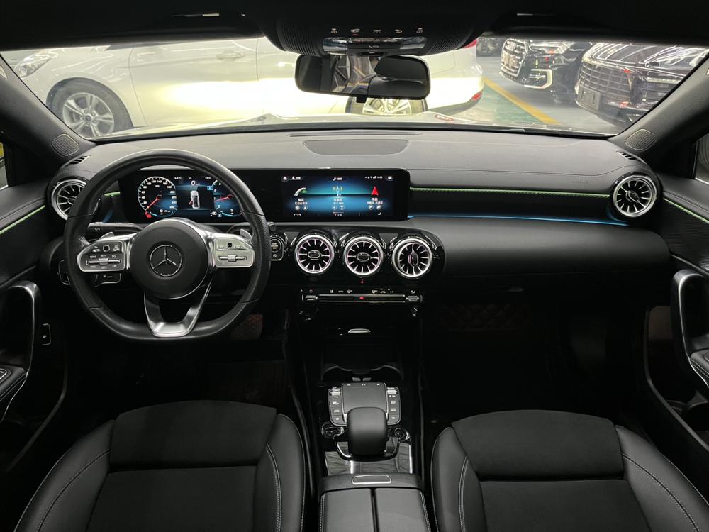 Mercedes-Benz Mercedes-Benz A-Class
