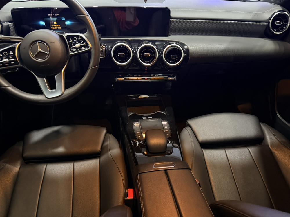 Mercedes-Benz Mercedes-Benz A-Class