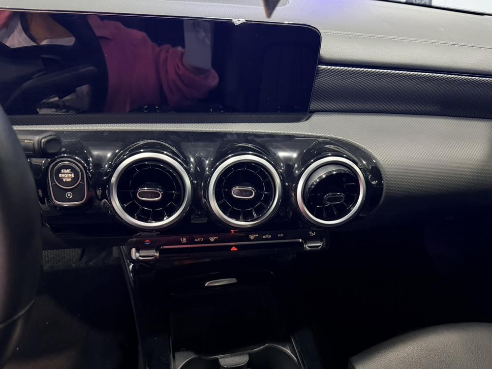 Mercedes-Benz Mercedes-Benz A-Class