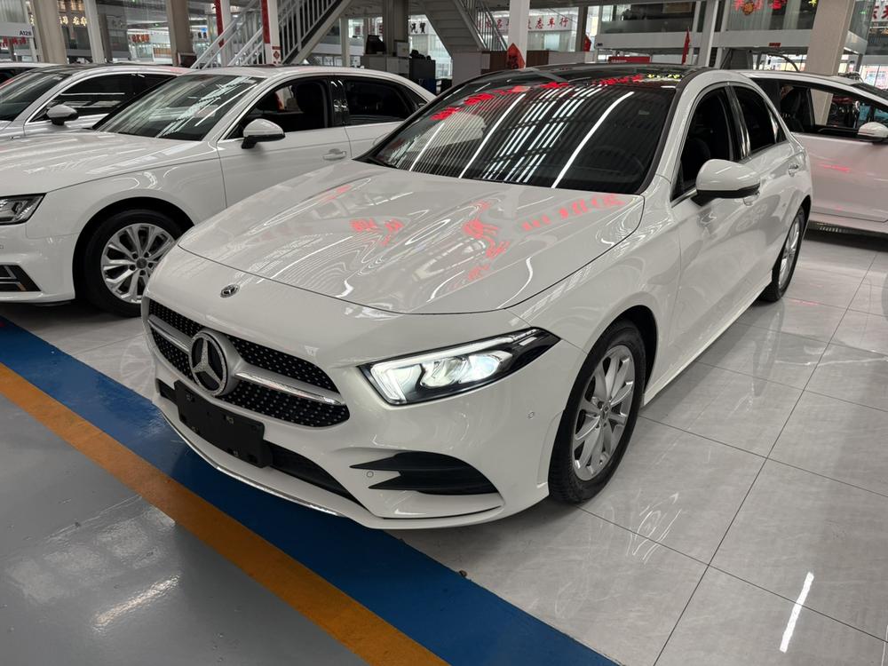 Mercedes-Benz Mercedes-Benz A-Class