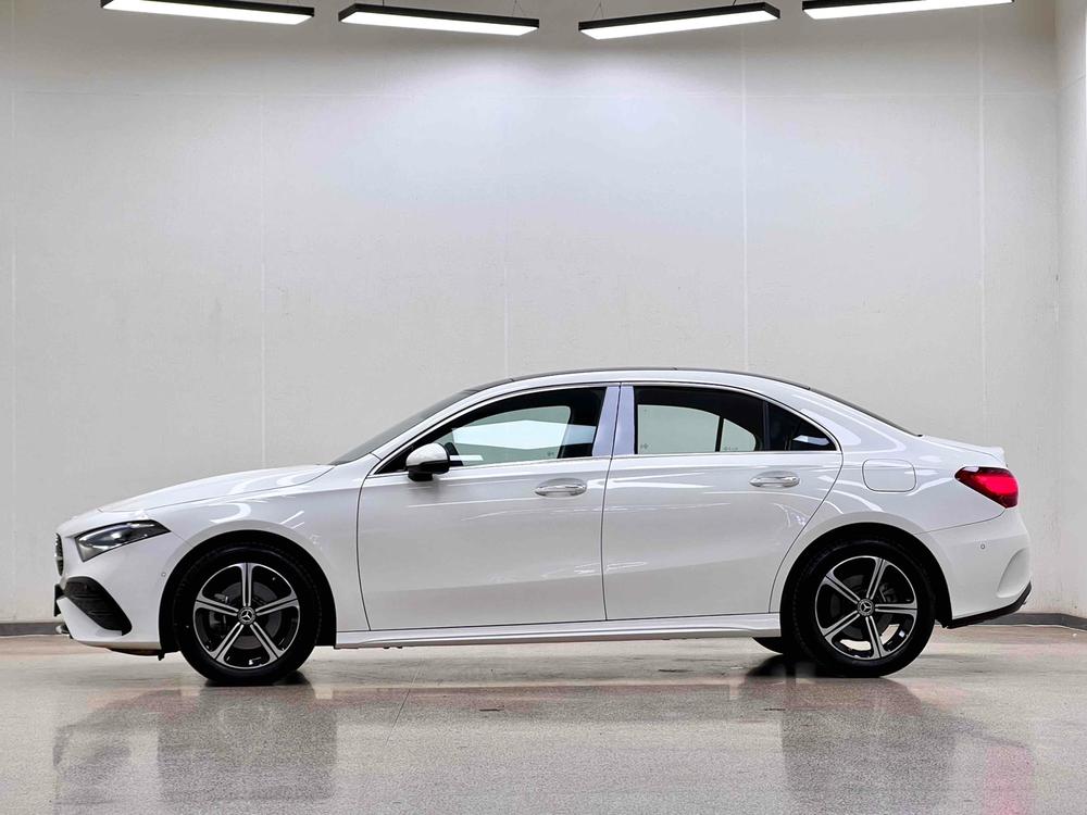 Mercedes-Benz Mercedes-Benz A-Class