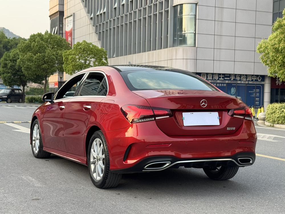 Mercedes-Benz Mercedes-Benz A-Class