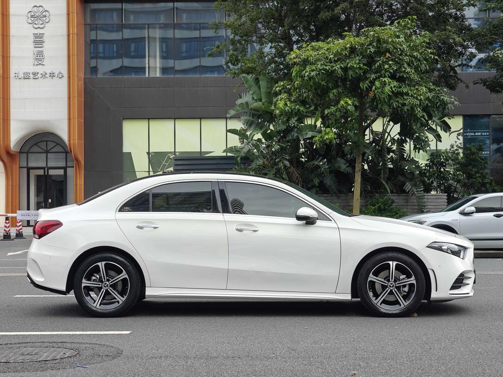Mercedes-Benz Mercedes-Benz A-Class