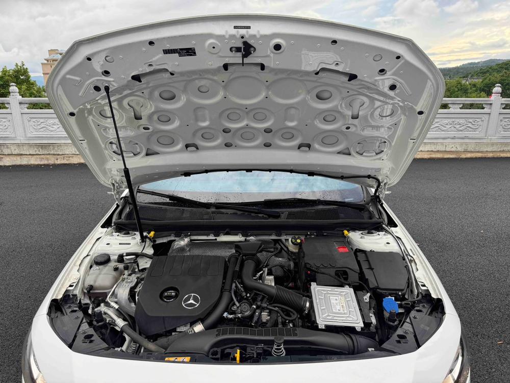 Mercedes-Benz Mercedes-Benz A-Class