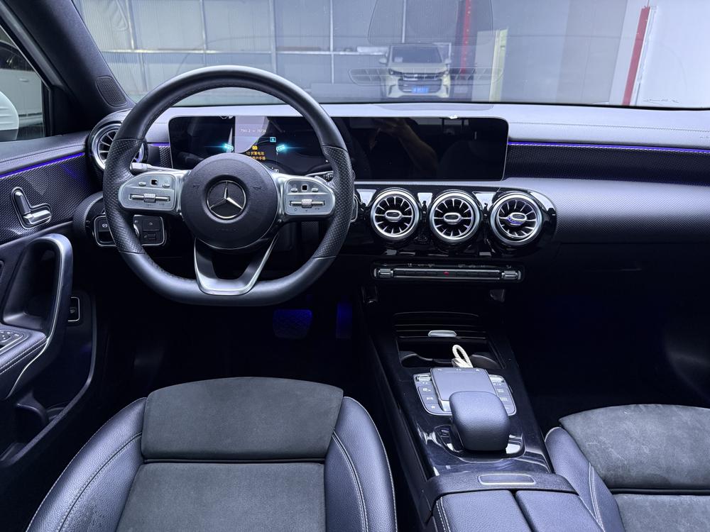 Mercedes-Benz Mercedes-Benz A-Class