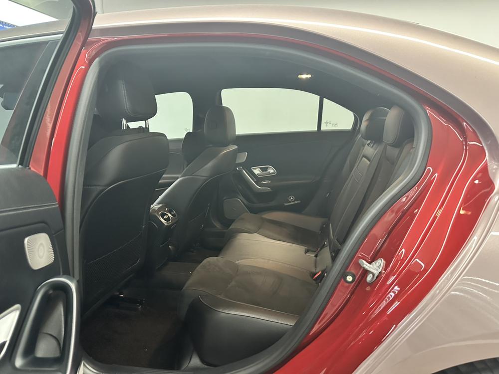 Mercedes-Benz Mercedes-Benz A-Class