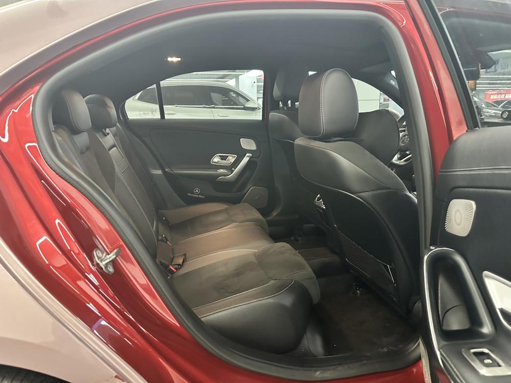 Mercedes-Benz Mercedes-Benz A-Class