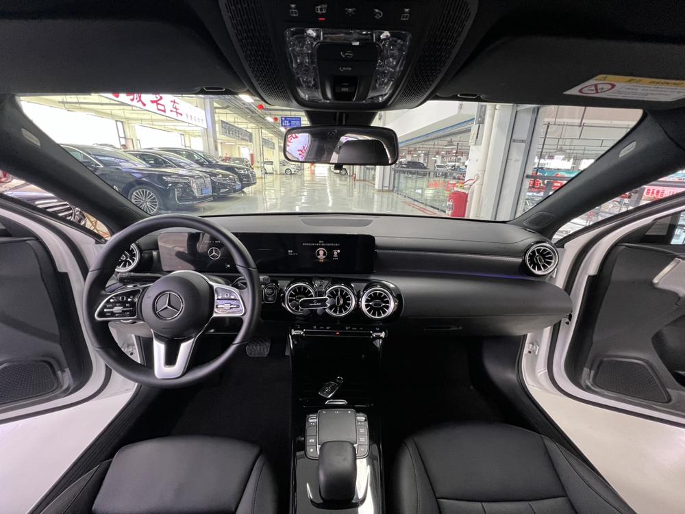 Mercedes-Benz Mercedes-Benz A-Class