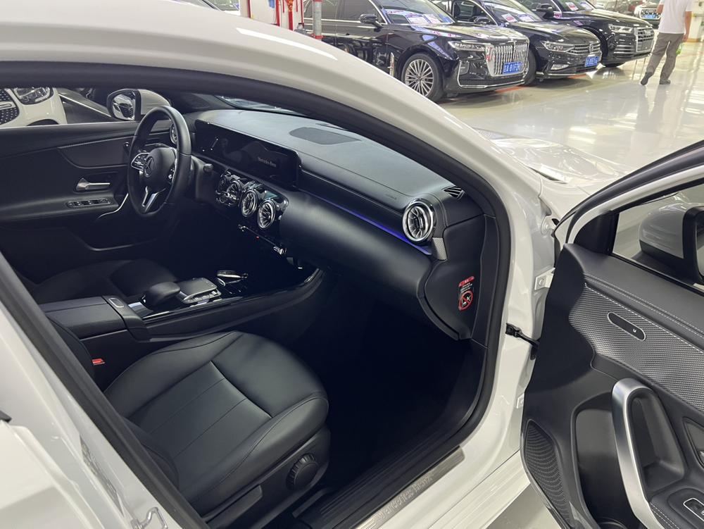 Mercedes-Benz Mercedes-Benz A-Class