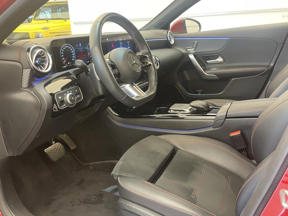 Mercedes-Benz Mercedes-Benz A-Class