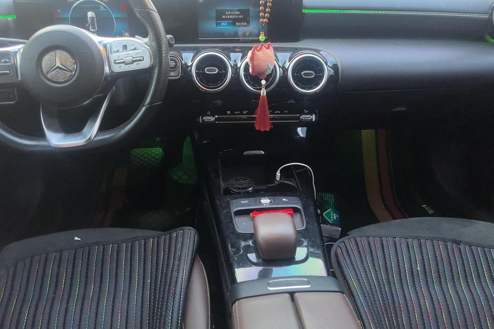 Mercedes-Benz Mercedes-Benz A-Class