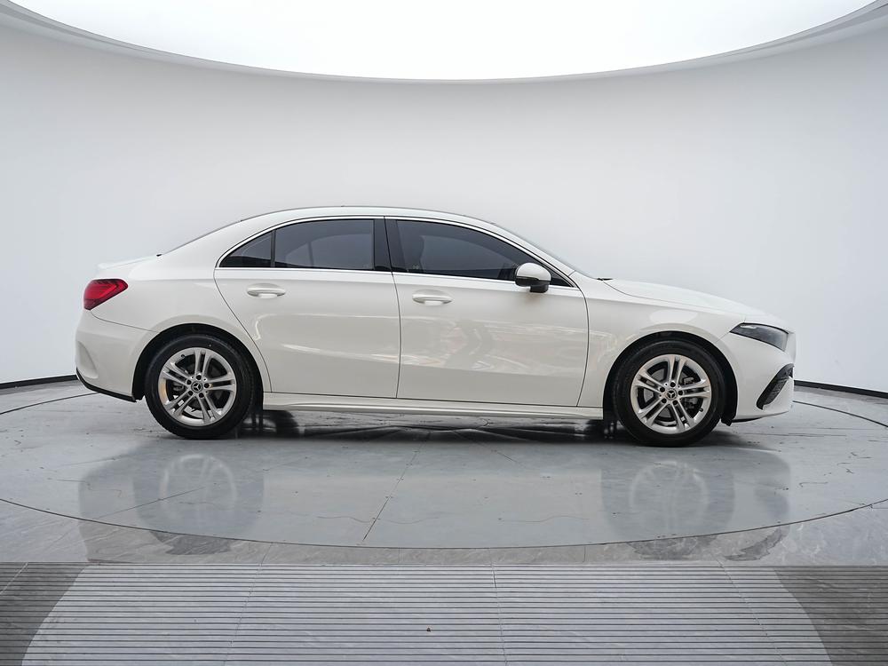 Mercedes-Benz Mercedes-Benz A-Class