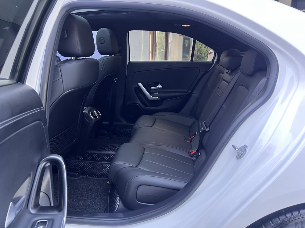Mercedes-Benz Mercedes-Benz A-Class