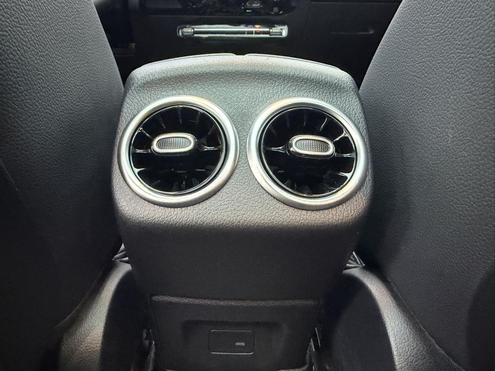 Mercedes-Benz Mercedes-Benz A-Class
