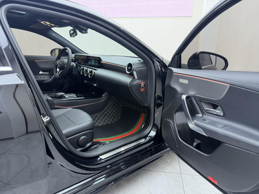 Mercedes-Benz Mercedes-Benz A-Class