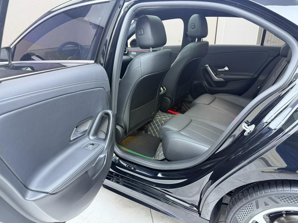 Mercedes-Benz Mercedes-Benz A-Class