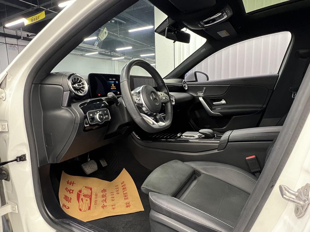 Mercedes-Benz Mercedes-Benz A-Class