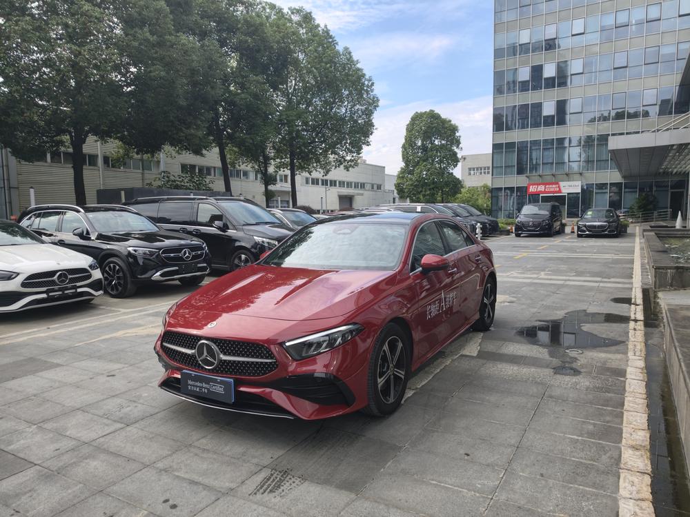 Mercedes-Benz Mercedes-Benz A-Class