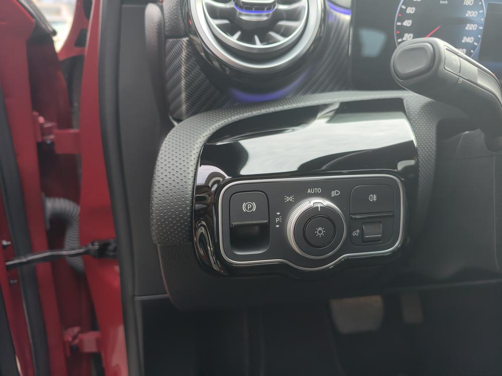 Mercedes-Benz Mercedes-Benz A-Class